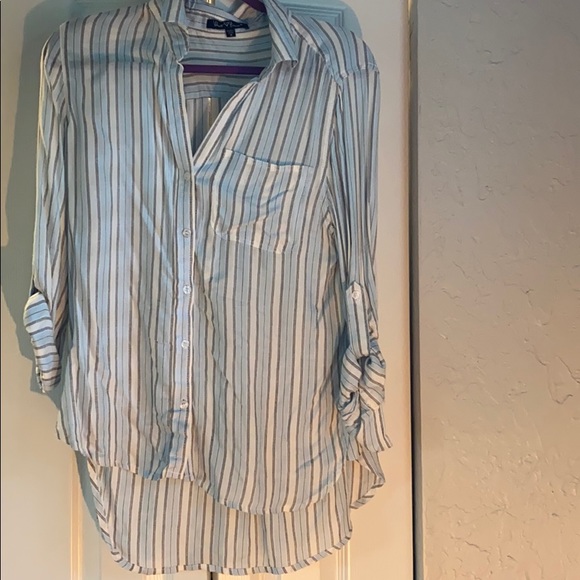 Button Down Top - Picture 3 of 3